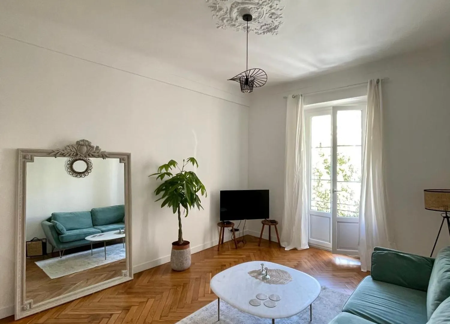 Apartment Appartement Nicois Au Coeur Du Triangle D'Or Nice